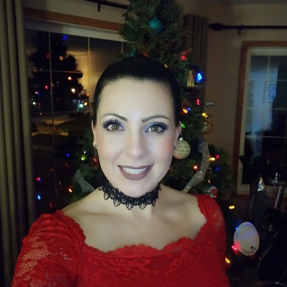 Meet your Posher, Kelly - Picture 1 of 1